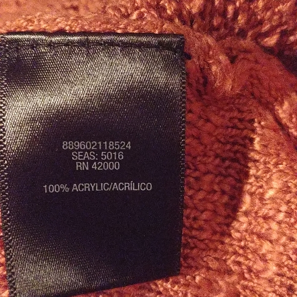 Attention sweater sz L - Picture 4 of 4